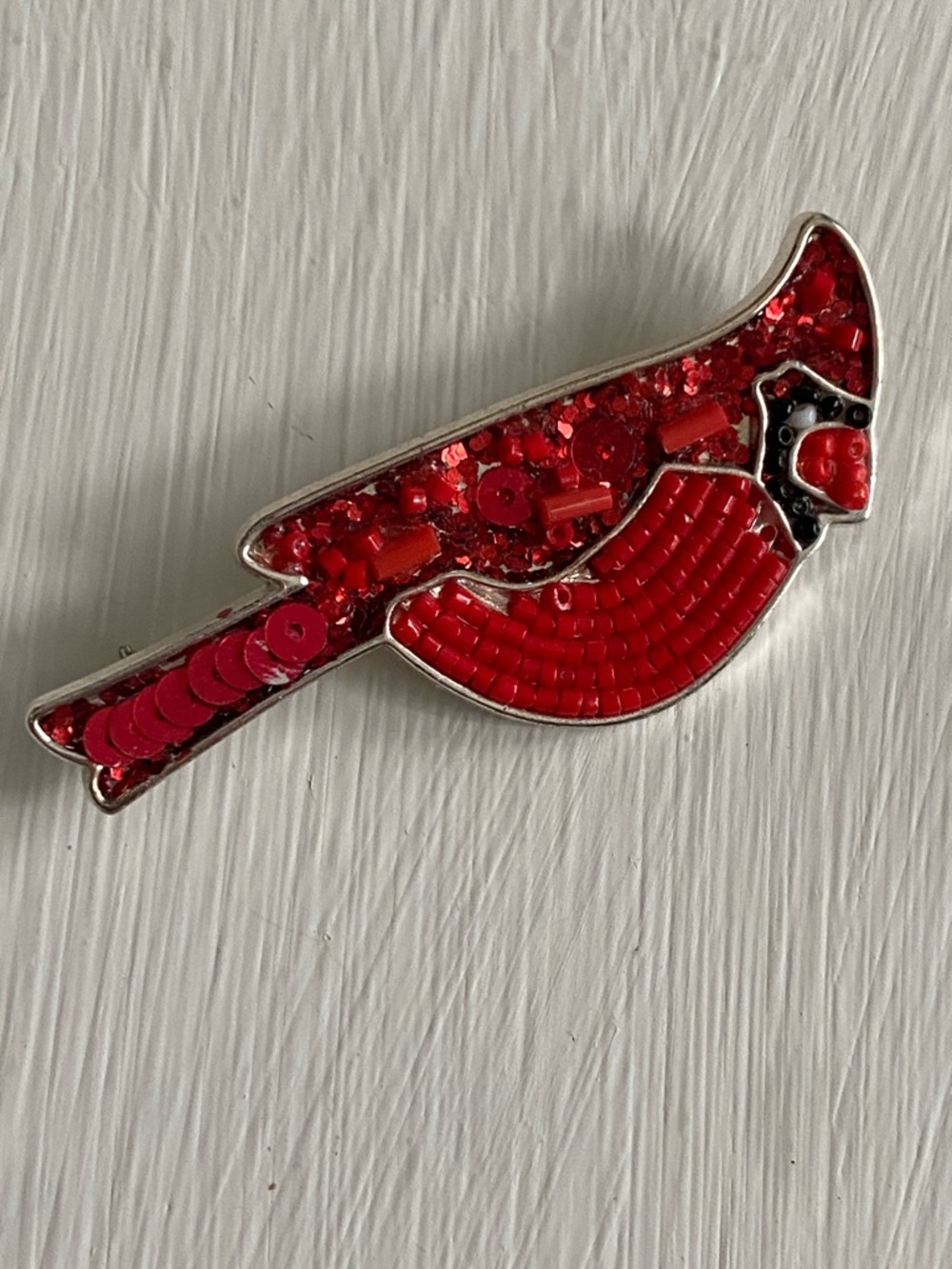 Red Cardinal Brooch Silver Tone Mixed Media Beaded Sequin Bird Pin - Picture 10 of 11